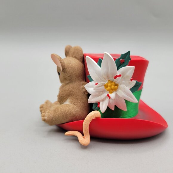 Charming Tails Nothing Tops Off The Season Like Having You By My Side Figurine - Picture 2 of 9